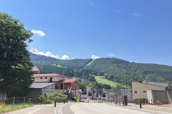 抵達藏王溫泉站，広いですね！