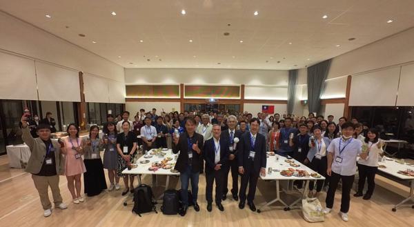 謝謝學會幫忙拍大合照